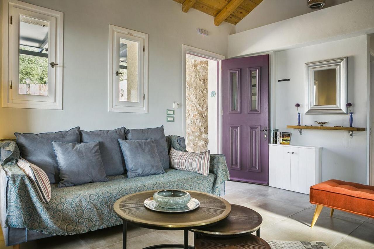 Aelia Cottage Mánganos Esterno foto